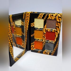 URBAN DECAY MAKEUP: 2000's Eye Shadow Pallet